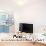 Apartment Benville Bv12 - 54 Qm Mit Balkon - Parkplatz Inklusive - Wlan - Spuelmaschine - Bushaltestelle 50 M