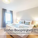Benville Bv12 - 54 Qm Mit Balkon - Parkplatz Inklusive - Wlan - Spuelmaschine - Bushaltestelle 50 M * Pirna