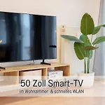 Benville Bv12 - 54 Qm Mit Balkon - Parkplatz Inklusive - Wlan - Spuelmaschine - Bushaltestelle 50 M Apartment Pirna