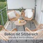 Apartment Benville Bv12 - 54 Qm Mit Balkon - Parkplatz Inklusive - Wlan - Spuelmaschine - Bushaltestelle 50 M *