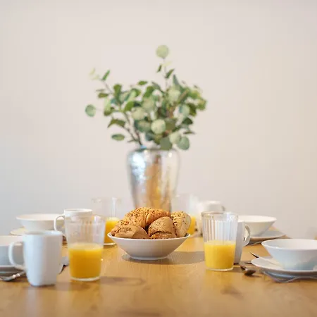 Benville Bv12 - 54 Qm Mit Balkon - Parkplatz Inklusive - Wlan - Spuelmaschine - Bushaltestelle 50 M Pirna