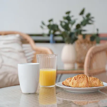 Benville Bv12 - 54 Qm Mit Balkon - Parkplatz Inklusive - Wlan - Spuelmaschine - Bushaltestelle 50 M