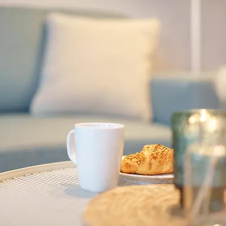 Benville - Balkon - Familie - Parkplatz 皮尔纳