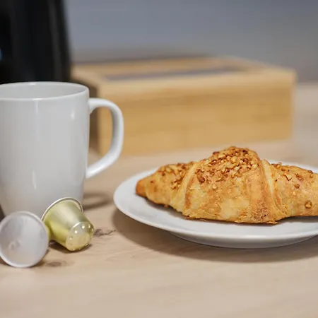 Benville Bv12 - 54 Qm Mit Balkon - Parkplatz Inklusive - Wlan - Spuelmaschine - Bushaltestelle 50 M