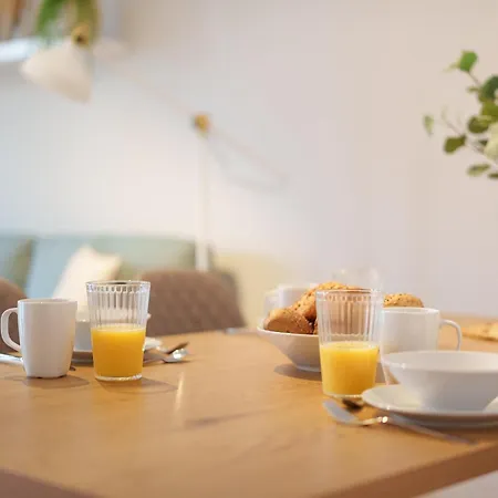 Benville - Balkon - Familie - Parkplatz 公寓