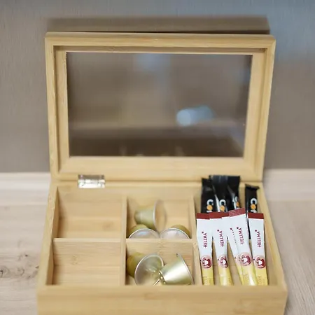 Appartement Benville Bv12 - 54 Qm Mit Balkon - Parkplatz Inklusive - Wlan - Spuelmaschine - Bushaltestelle 50 M *