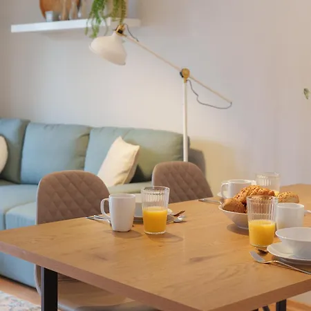 Appartement Benville Bv12 - 54 Qm Mit Balkon - Parkplatz Inklusive - Wlan - Spuelmaschine - Bushaltestelle 50 M