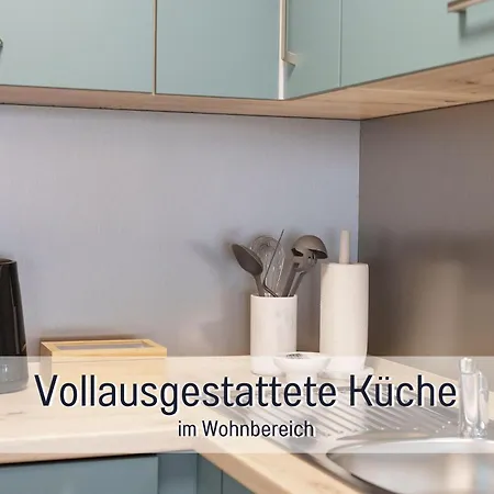 Apartment Benville - 54 Qm Mit Balkon - Parkplatz Inklusive - Wlan - Spuelmaschine - Bushaltestelle 50 M *