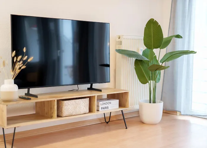 Benville Bv12 - 54 Qm Mit Balkon - Parkplatz Inklusive - Wlan - Spuelmaschine - Bushaltestelle 50 M Daire