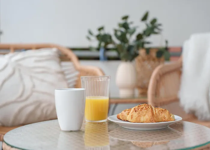 Benville Bv12 - 54 Qm Mit Balkon - Parkplatz Inklusive - Wlan - Spuelmaschine - Bushaltestelle 50 M