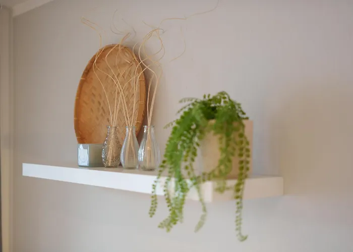 Benville Bv12 - 54 Qm Mit Balkon - Parkplatz Inklusive - Wlan - Spuelmaschine - Bushaltestelle 50 M * Pirna