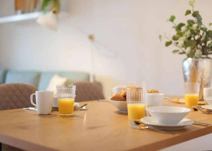 Benville Bv12 - 54 Qm Mit Balkon - Parkplatz Inklusive - Wlan - Spuelmaschine - Bushaltestelle 50 M Daire