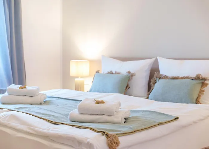 Daire Benville Bv12 - 54 Qm Mit Balkon - Parkplatz Inklusive - Wlan - Spuelmaschine - Bushaltestelle 50 M *