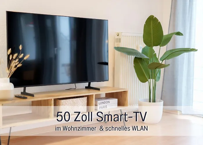 Benville Bv12 - 54 Qm Mit Balkon - Parkplatz Inklusive - Wlan - Spuelmaschine - Bushaltestelle 50 M Апартаменты Пирна